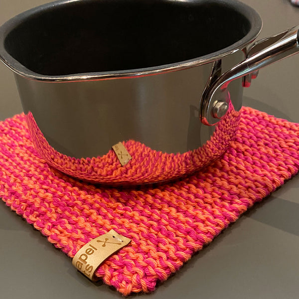 Knitted Pot Mats