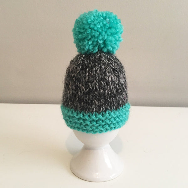 Knitted Egg Cosy – Speckled